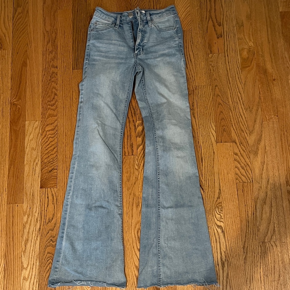 Garage Women's Size 0/24 Light Blue Flared Jeans